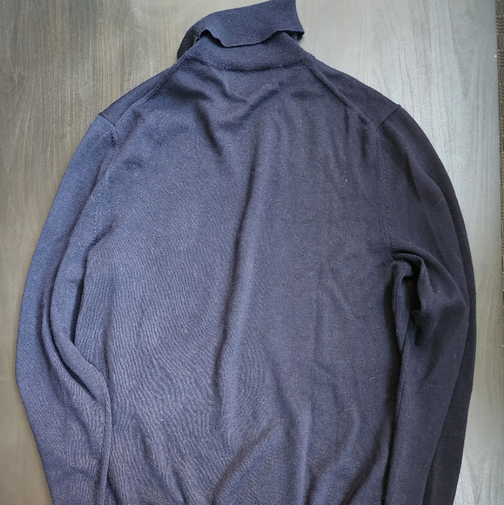 Mens Banana Republic 100% Merino Extra Fine Italian Wool Turtleneck, Navy Medium